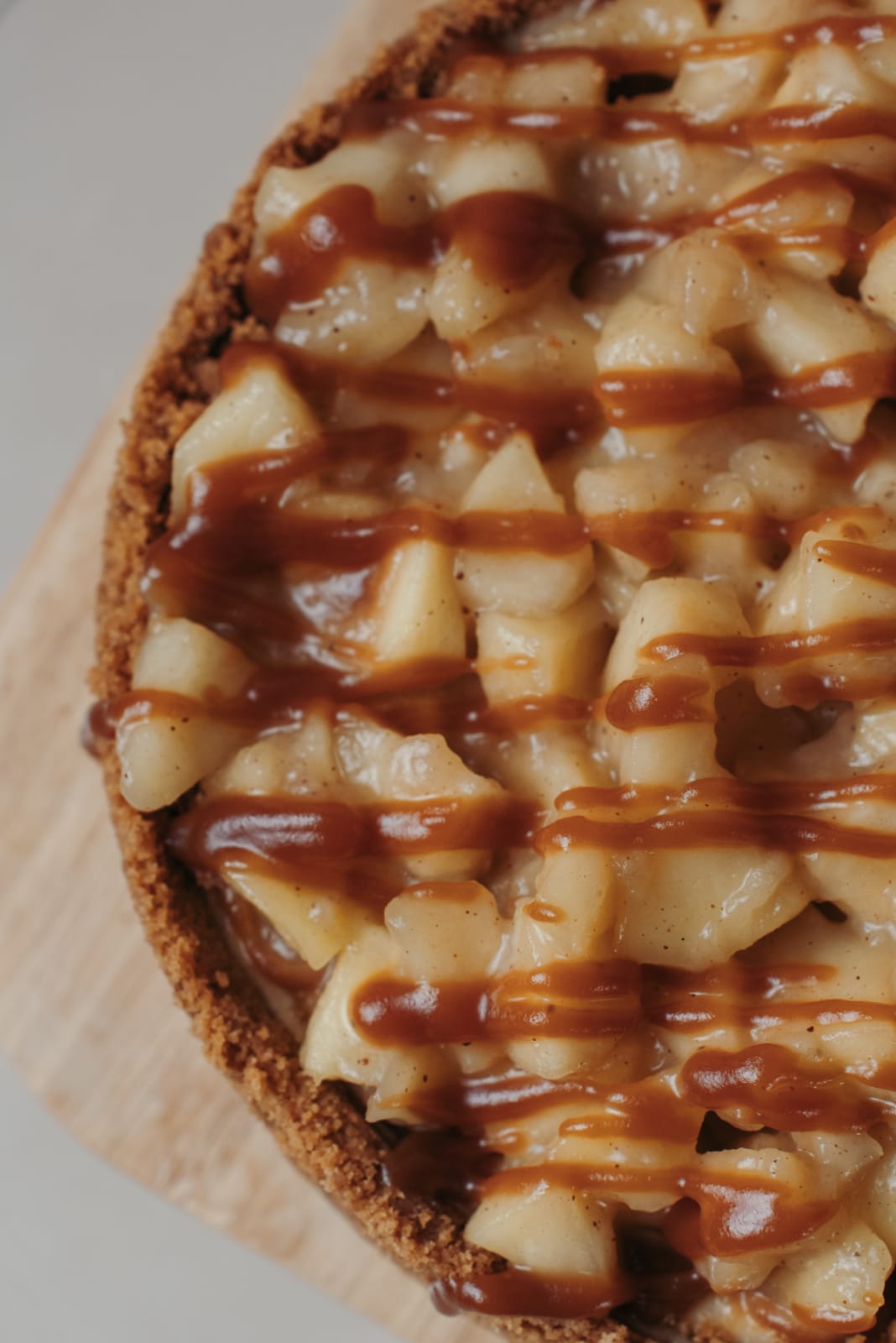 Apple CheeseCake ( 19 cm ) By Order